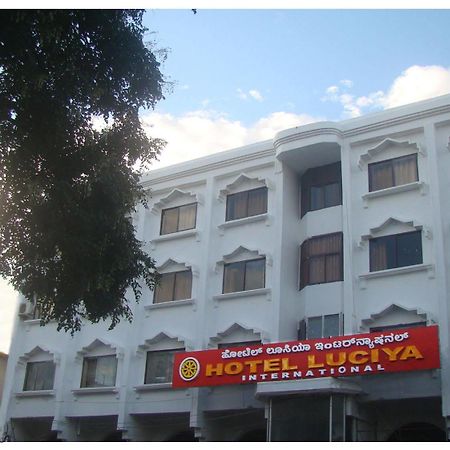 Luciya International Mysore Esterno foto